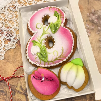 Cutie cu turta dulce de 8 Martie