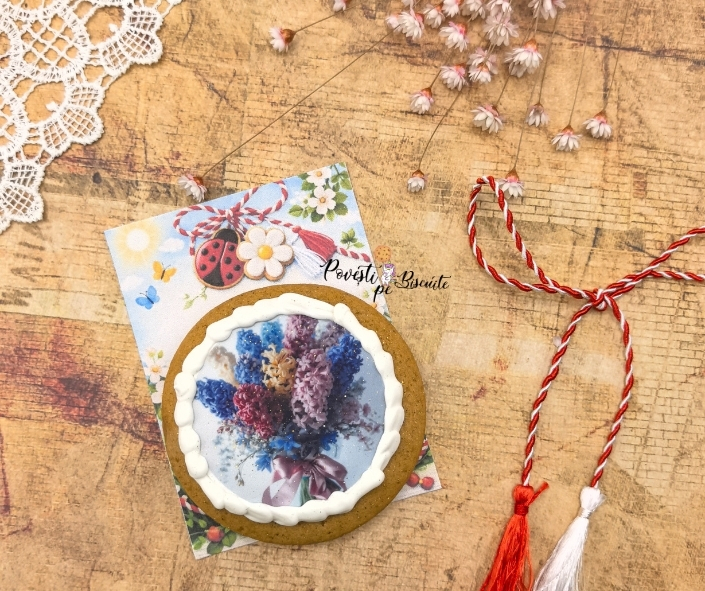 Turta dulce Martisor cu ravas - Zambile